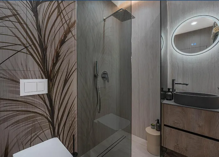 Daire Brand New I Great Location I I Cohost *